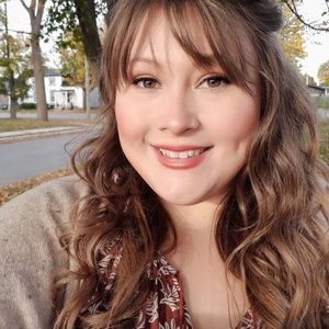 Meet your Posher, Abby